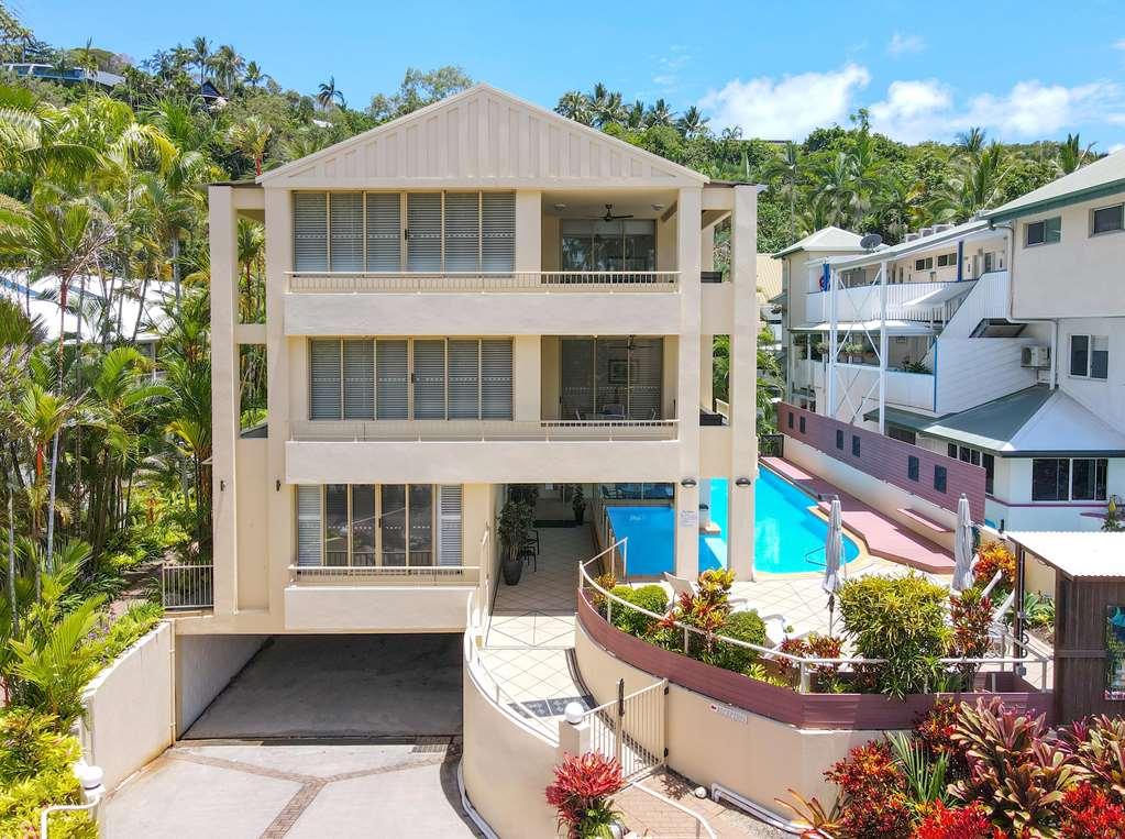 Silkari Reflections Of Port Douglas Exterior photo